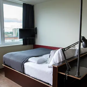 Hotel apartamentowy Base