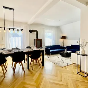 design-maisonette-i-kamin-i-10-personen-i-netflix.hotelsinbremen.net/
